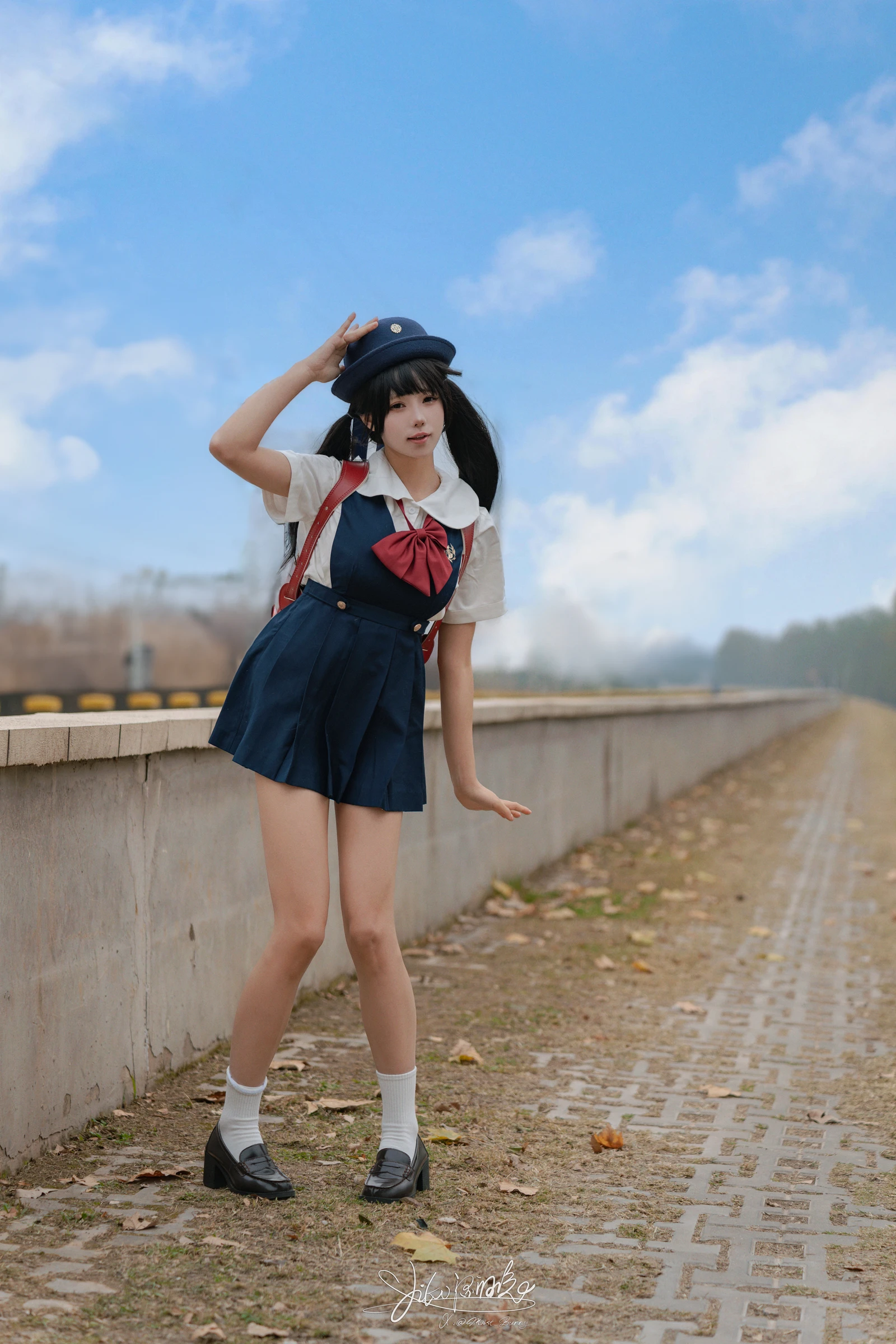 咬一口兔娘---捕获水手服-[76P1V-1.49GB]-4.webp